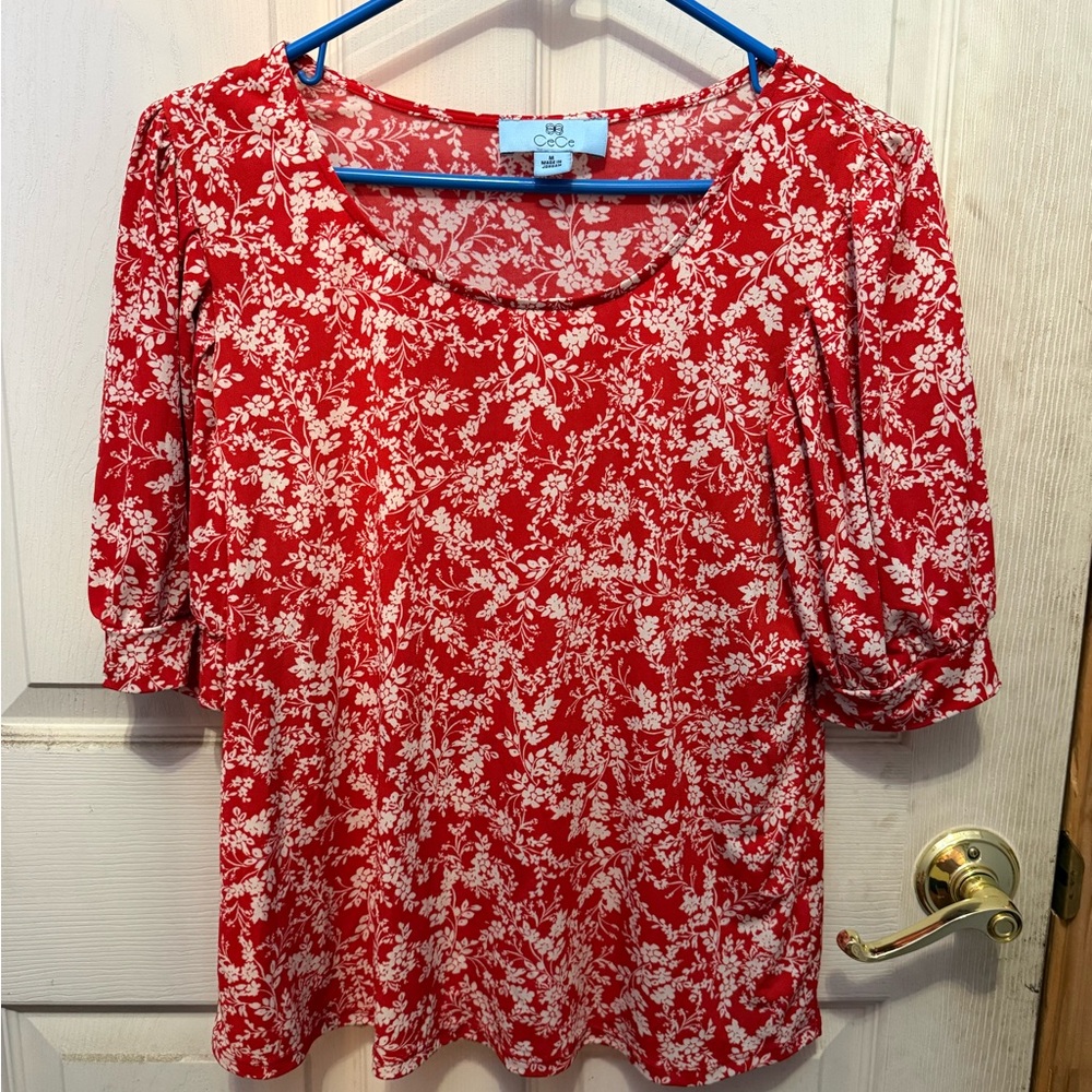 CeCe Red Floral Scoop Neck Puff Sleeve Blouse